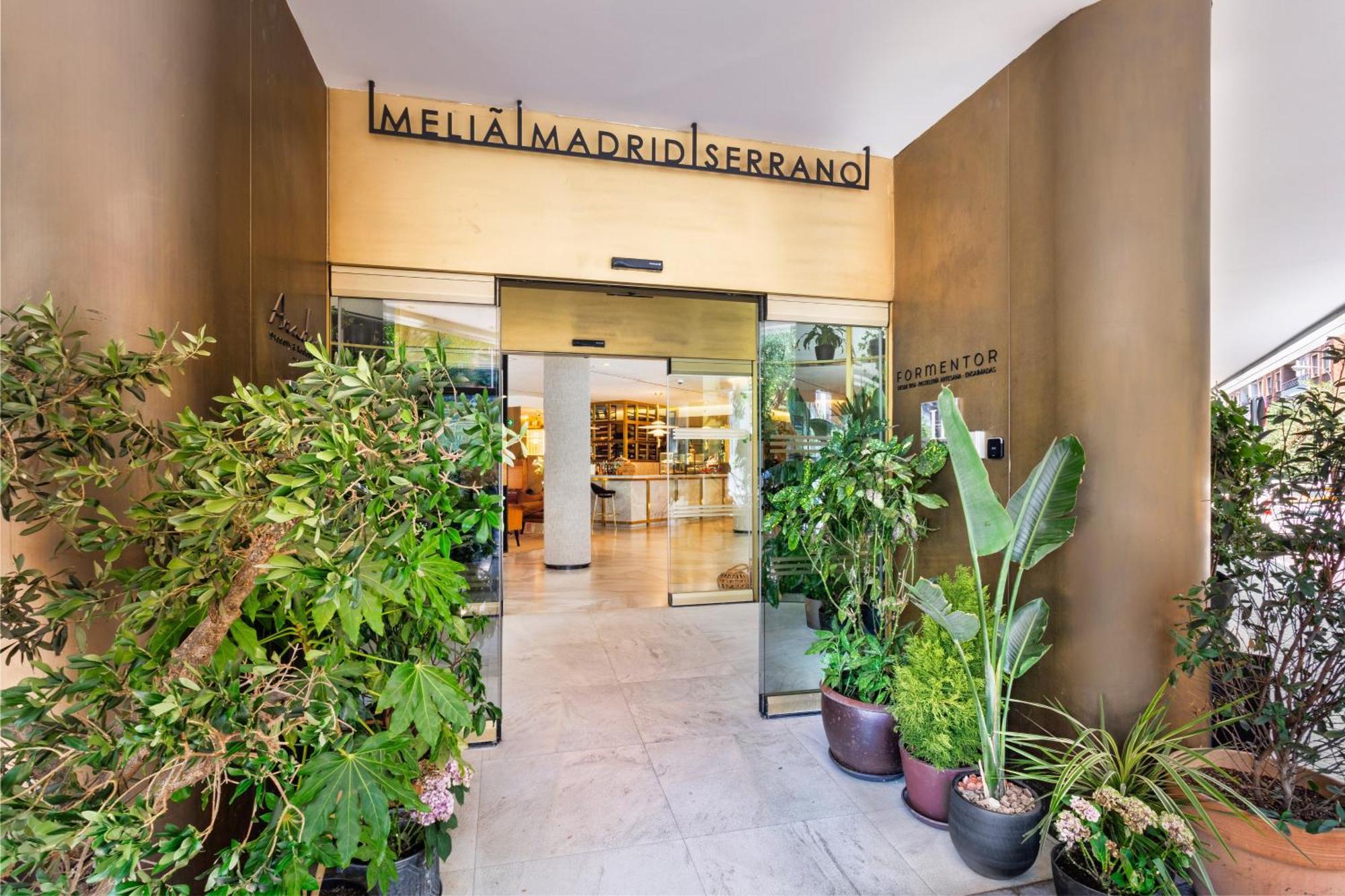 Melia Madrid Serrano Екстериор снимка